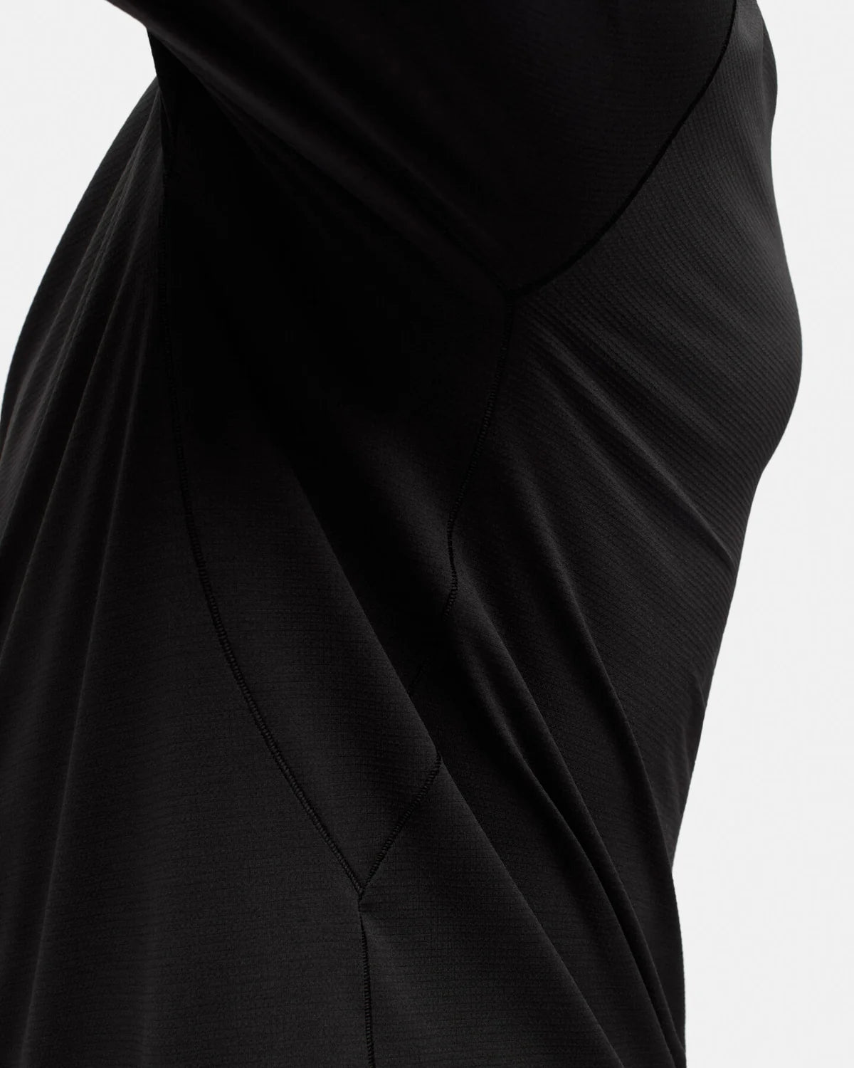 Lateral Peak LS T Black Beauty (wordmark)