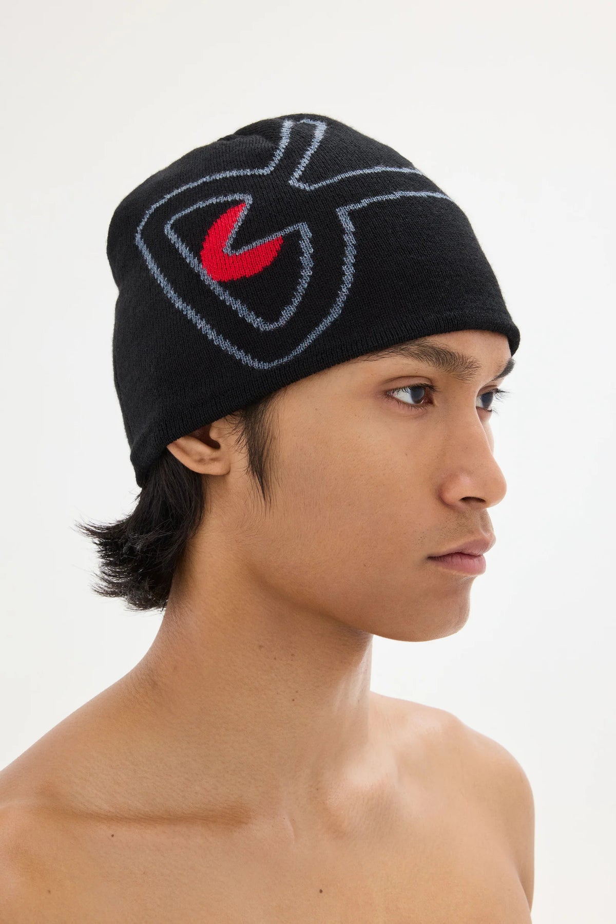 DVH006-Black_Red_lifestyle_03