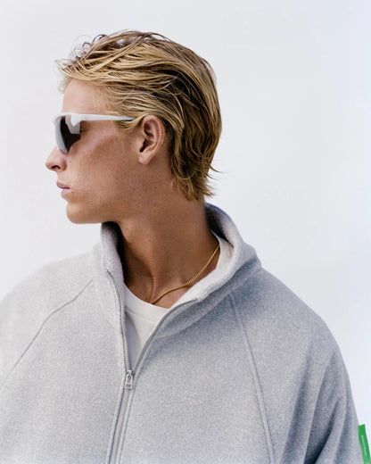 DV0137-A-Melange Grey_lifestyle_03