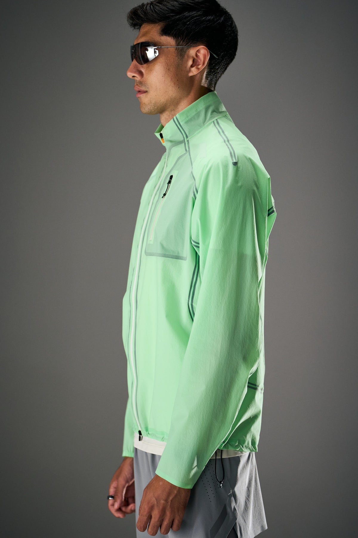 SJ3M-GREE_lifestyle_04