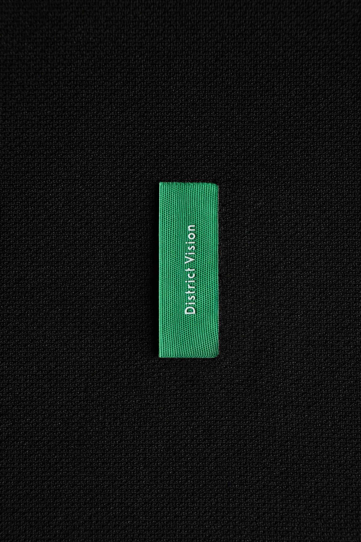 DV0148-A-Black_Black_lifestyle_04