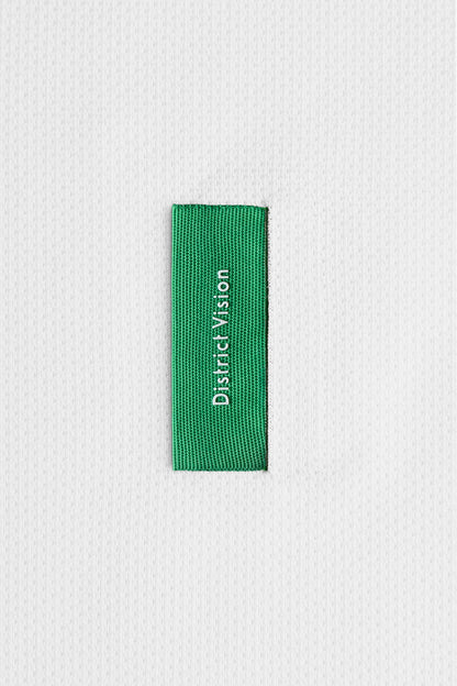DV0101-A-Lunar White_lifestyle_04