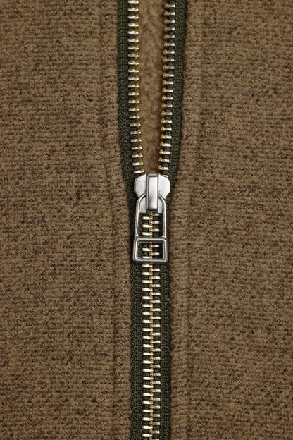 DV0137-A-Melange Brown_lifestyle_04