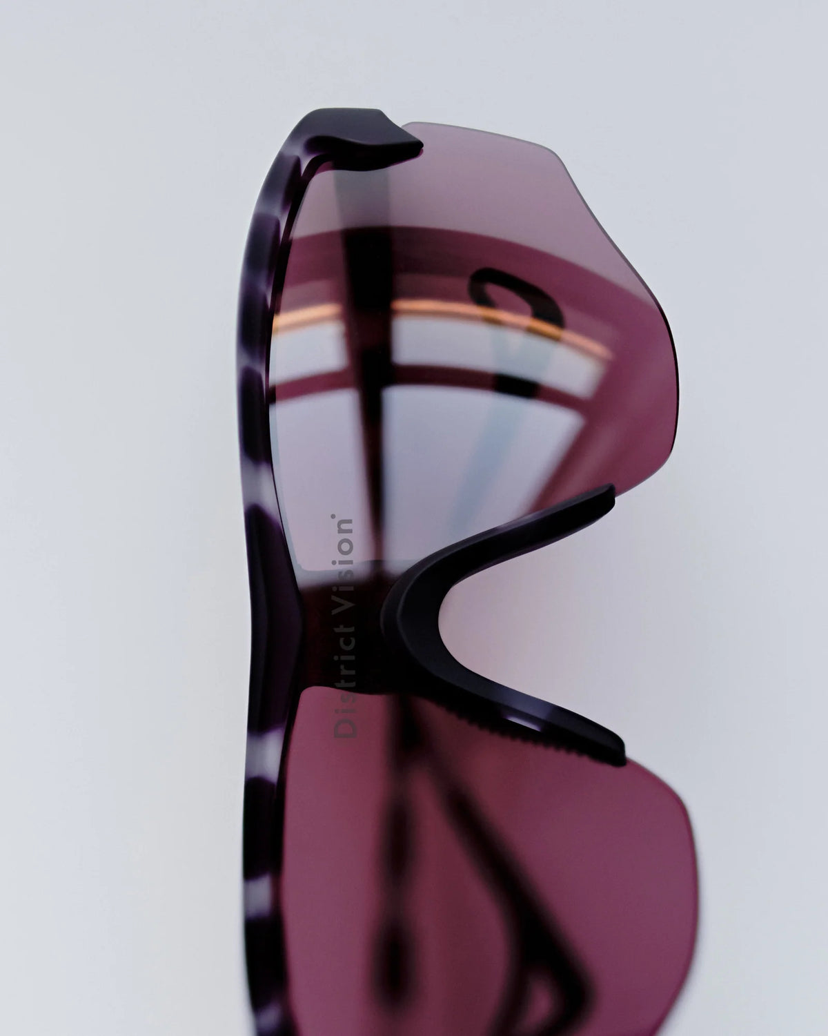 DVG003-Nightshade Tortoise_D+ Black Rose_fill_04