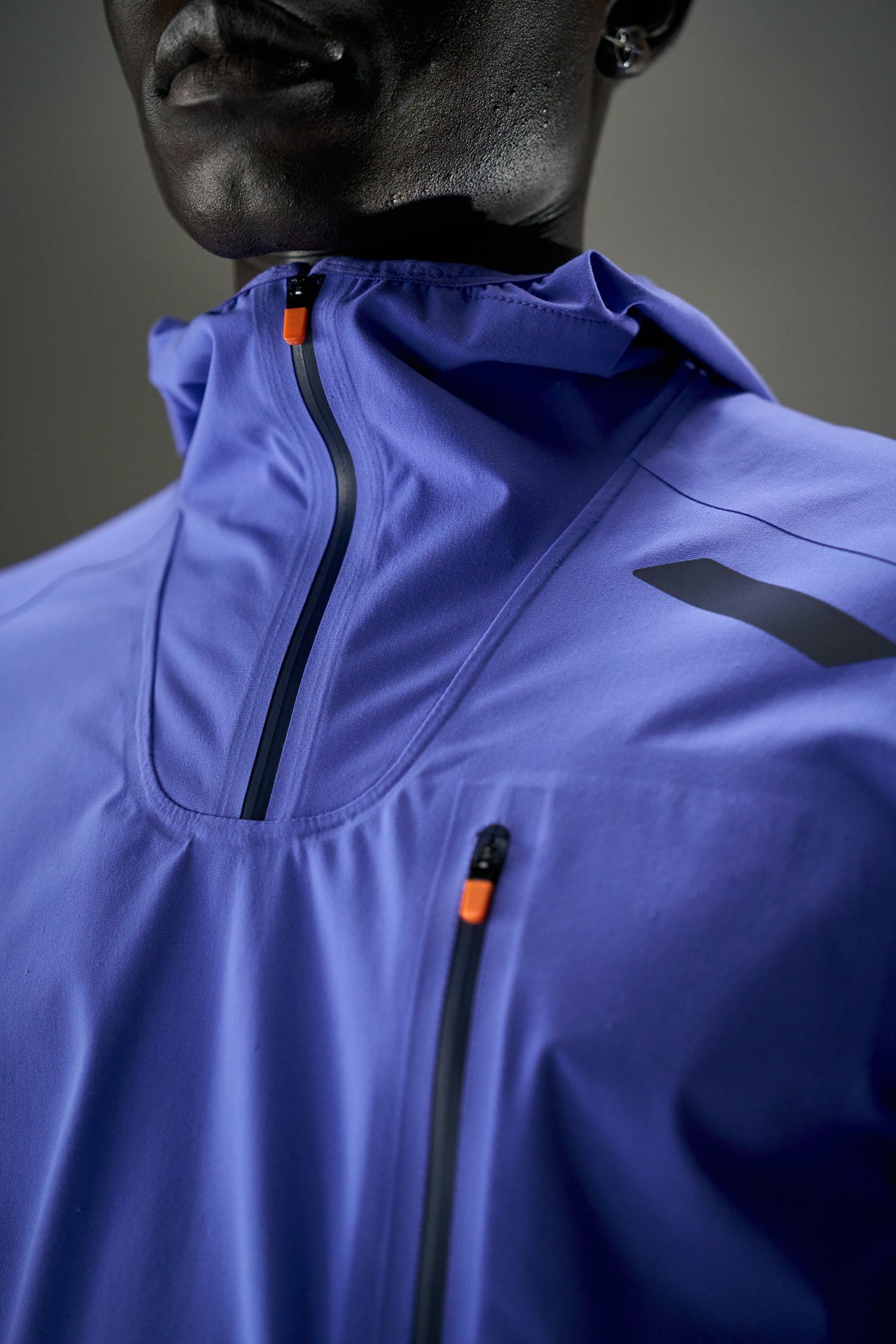 SJ6M-BLU_lifestyle_05