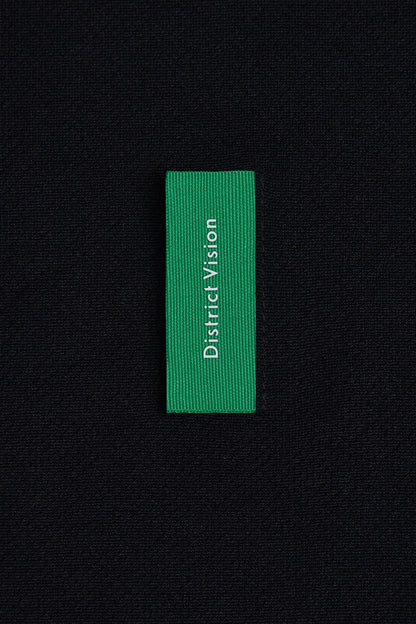 DV0101-A-Black_lifestyle_05