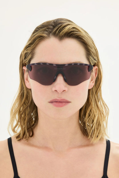 DVG003-Nightshade Tortoise_D+ Black Rose_lifestyle_06