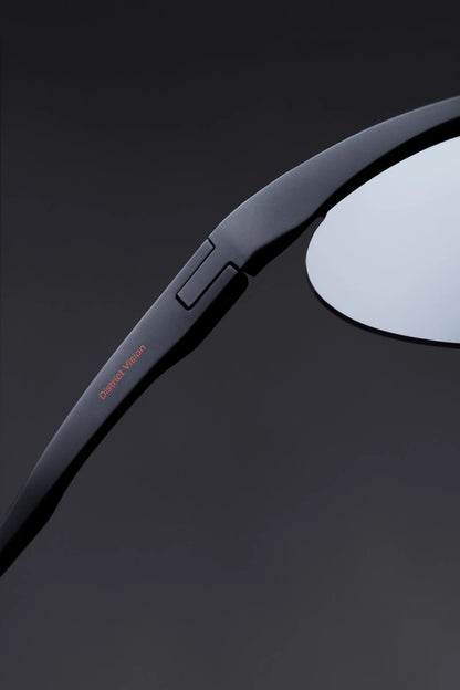 DVG005-Black_D+ Onyx Mirror_lifestyle_09