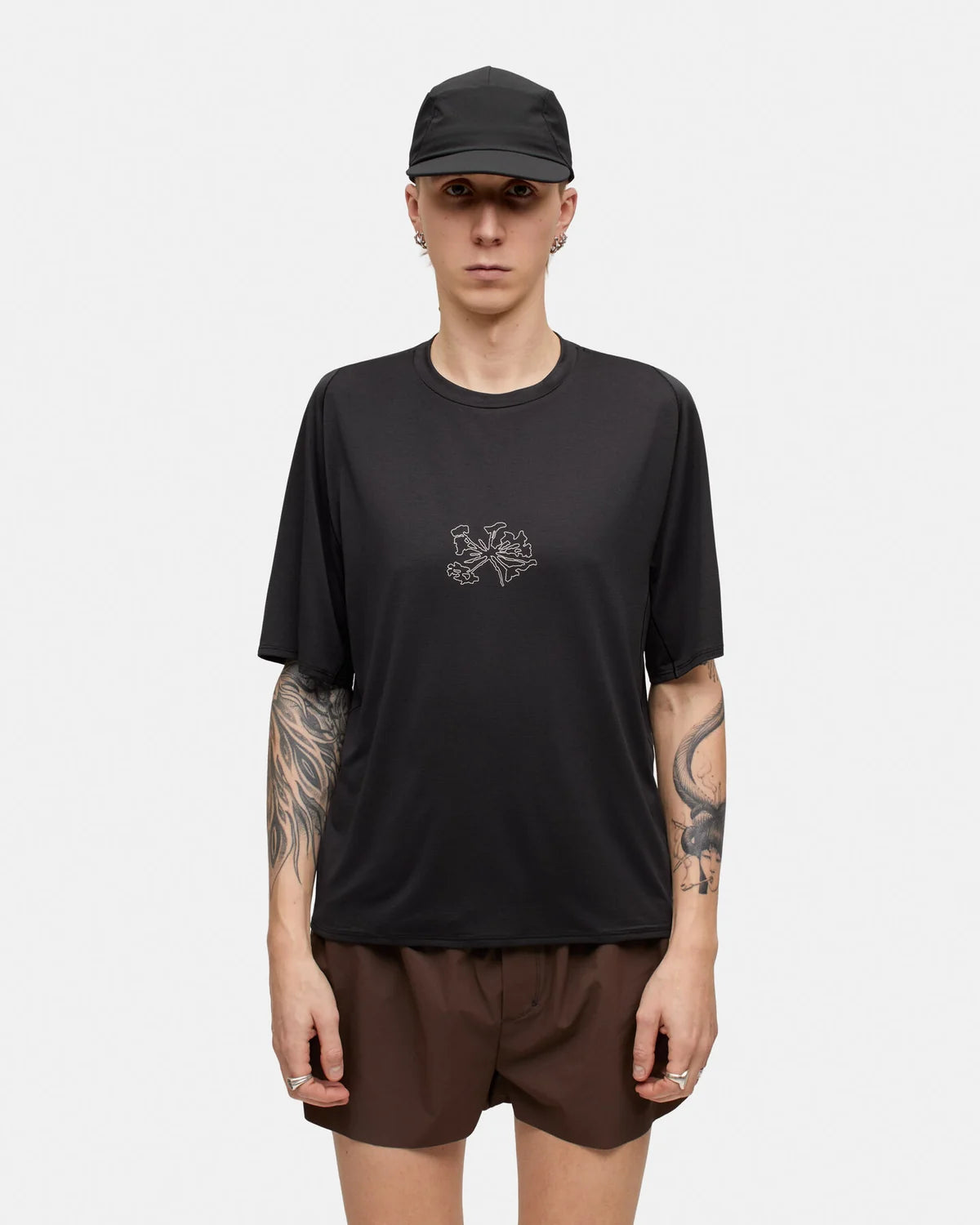 Lateral Peak SS T Black Beauty (symbol)