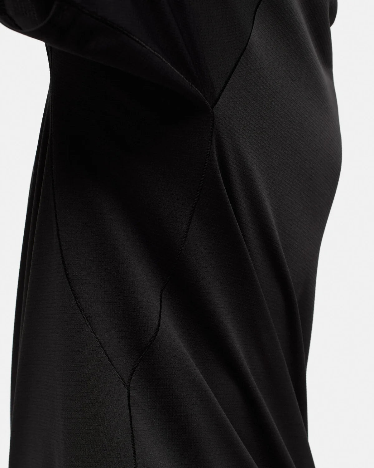 Lateral Peak SS T Black Beauty (symbol)